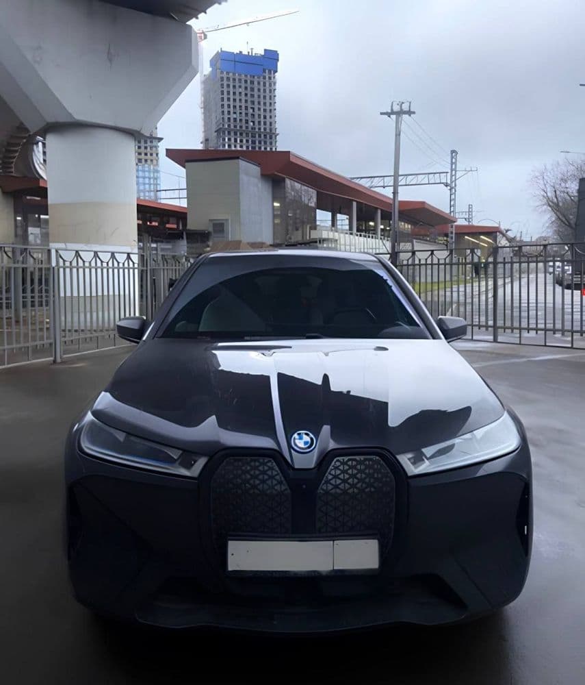 BMW iX 2023 - фото 1
